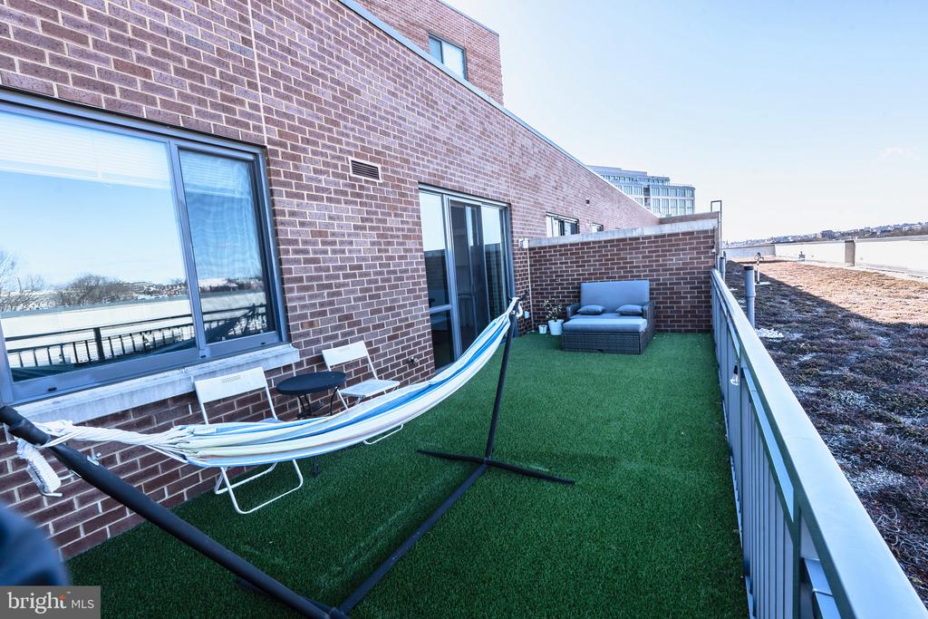 50 FLORIDA AVENUE NE Unit: 713
