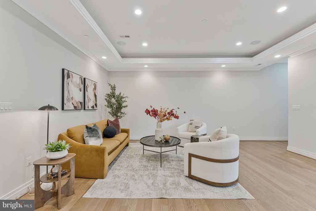 220 P STREET NW Unit: 4