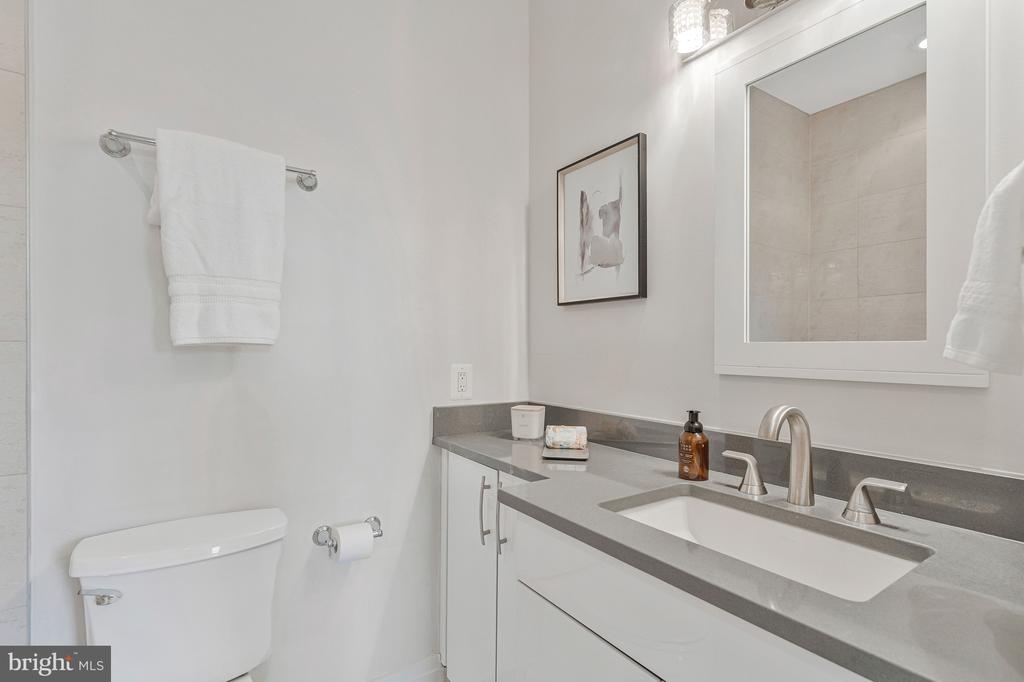 220 P STREET NW Unit: 4