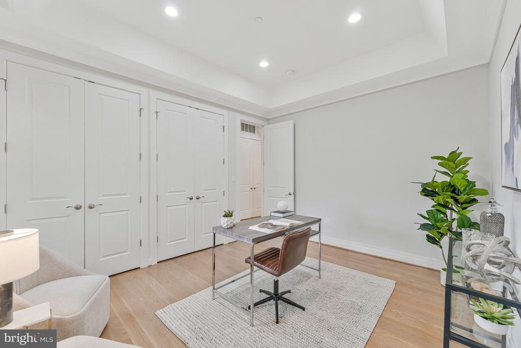 220 P STREET NW Unit: 4