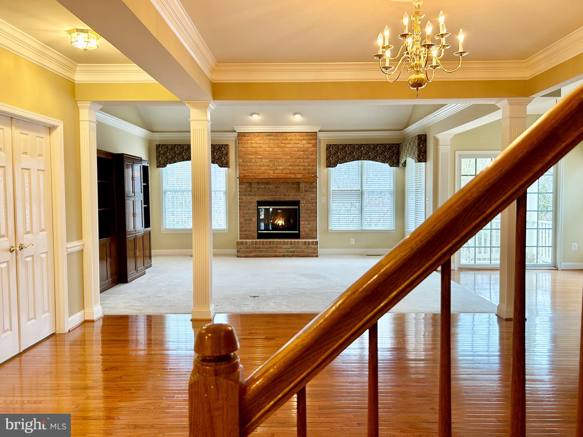 6806 CROFTON COLONY COURT
