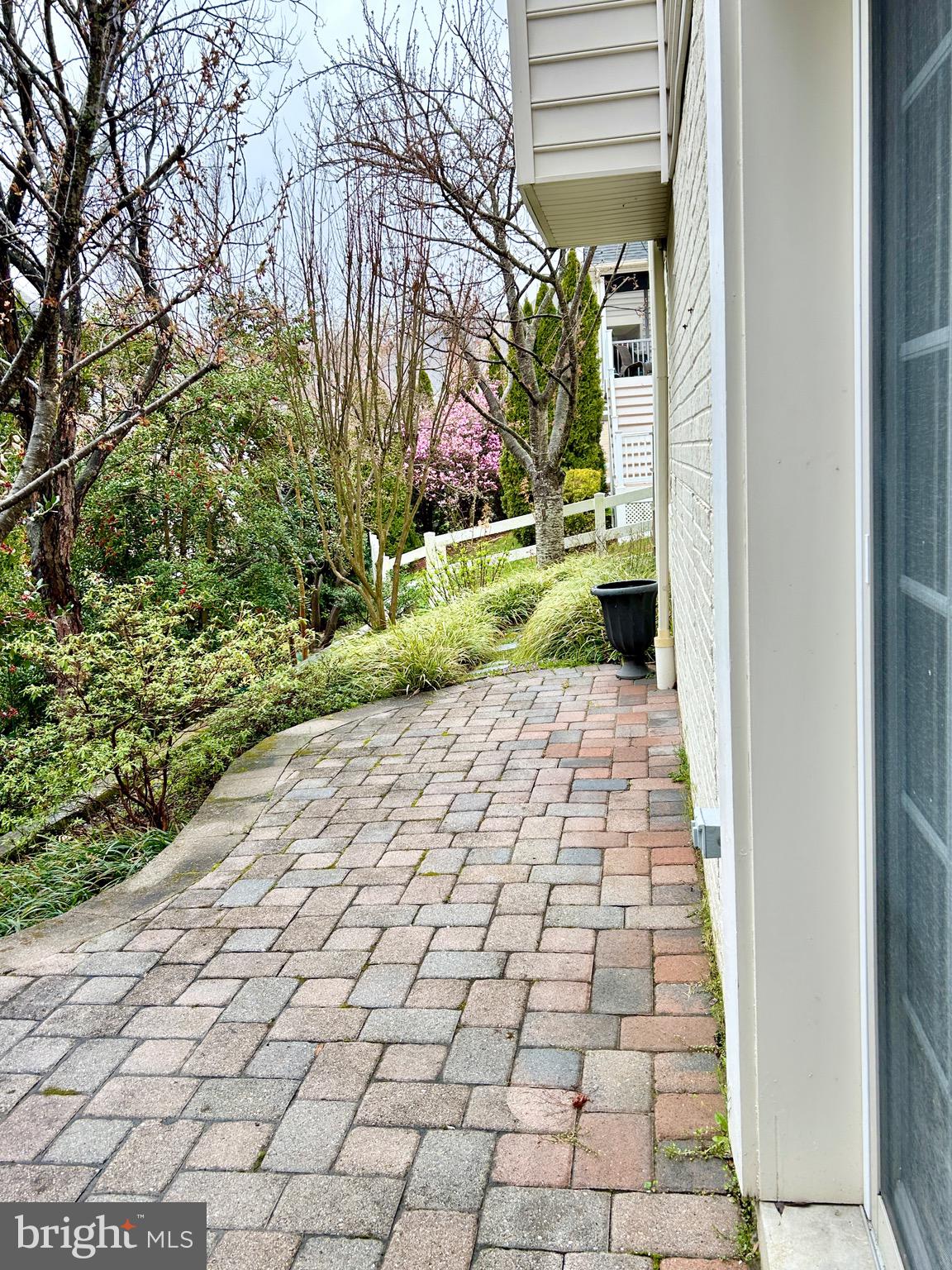 6806 CROFTON COLONY COURT