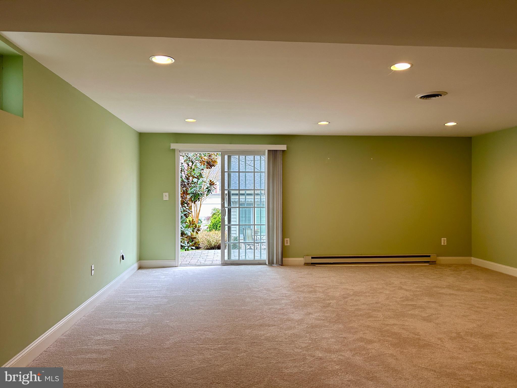 6806 CROFTON COLONY COURT