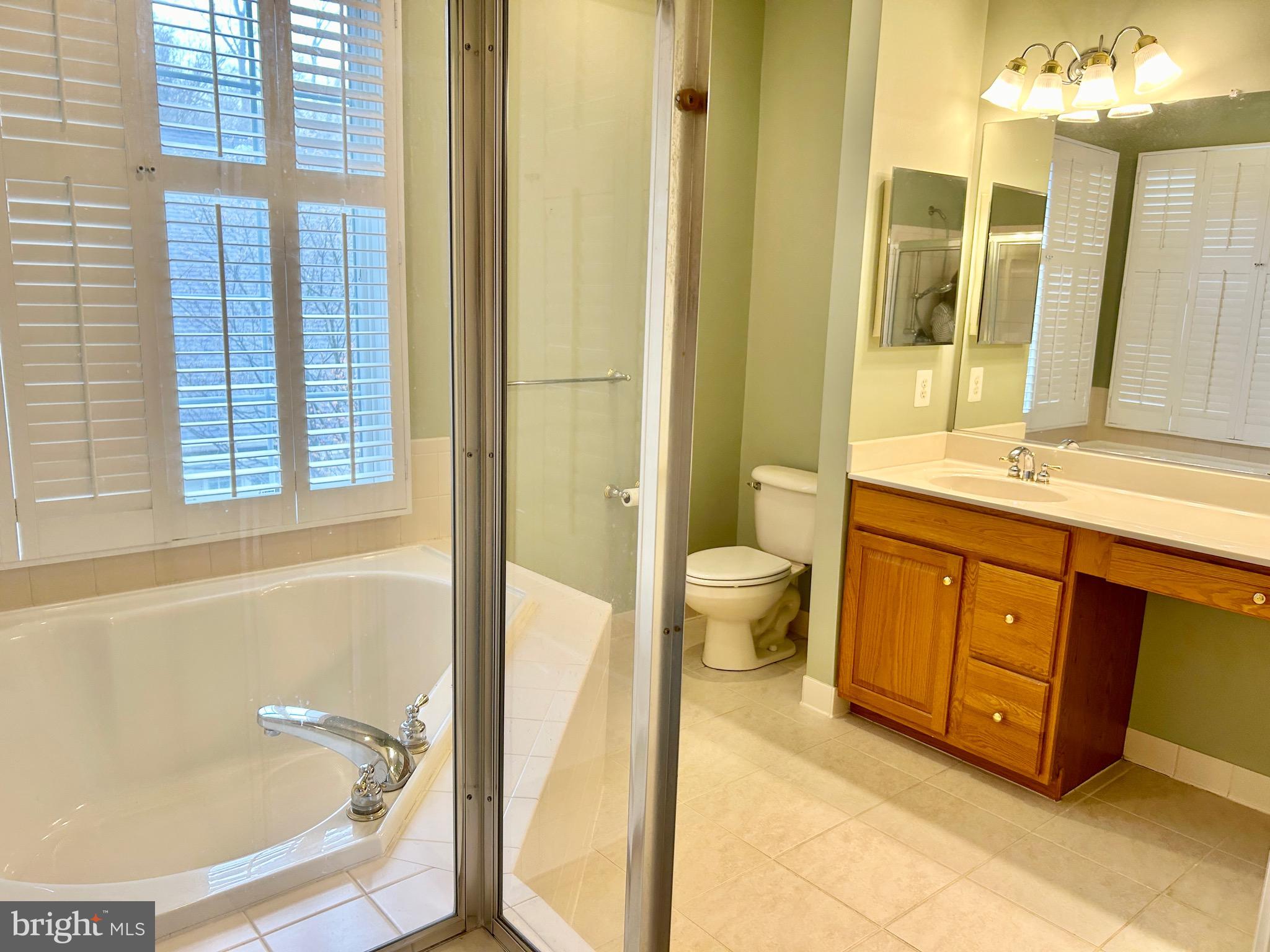 6806 CROFTON COLONY COURT