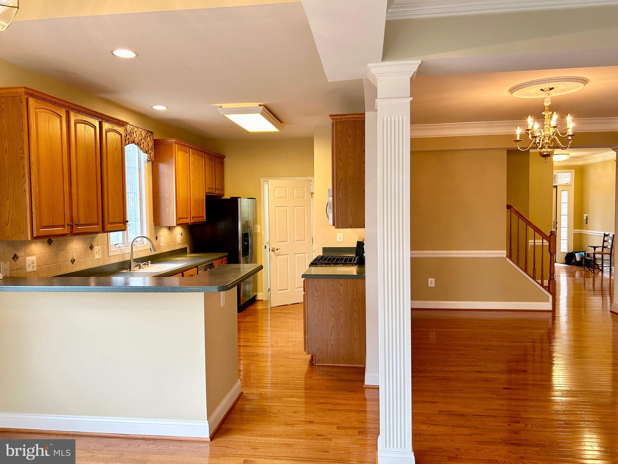 6806 CROFTON COLONY COURT