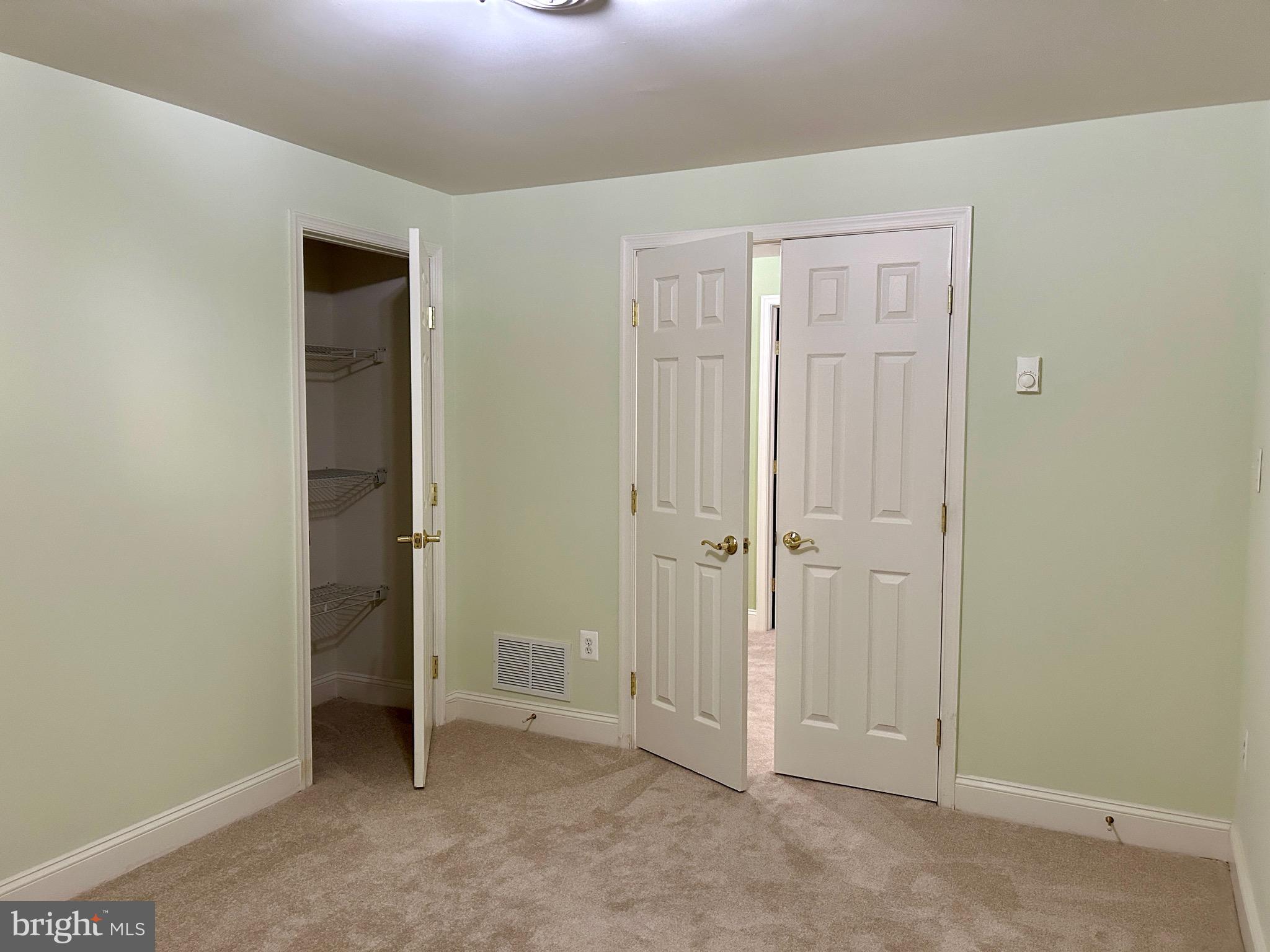 6806 CROFTON COLONY COURT