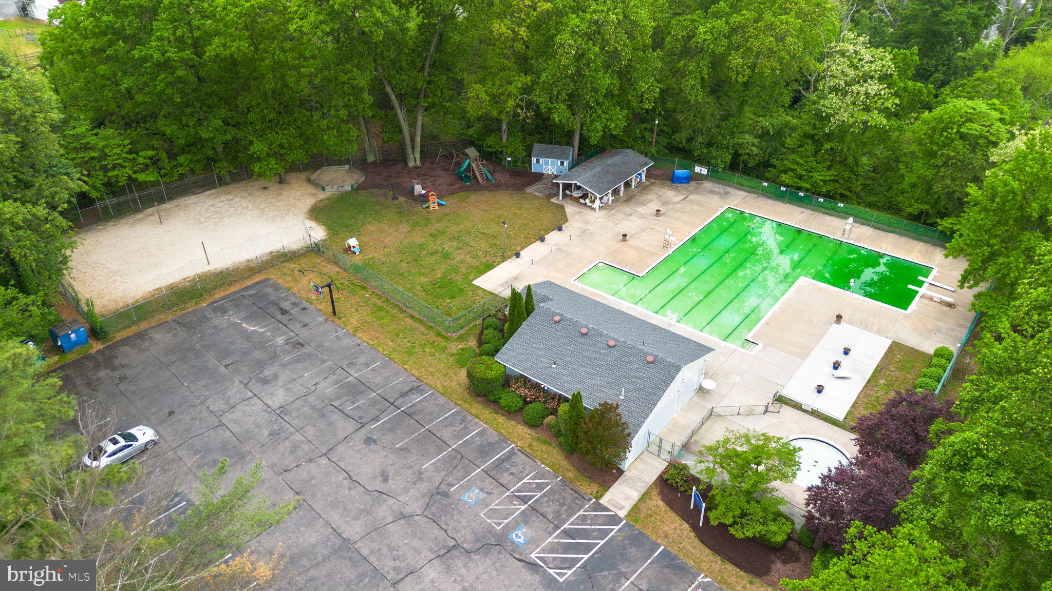646 OWL COURT