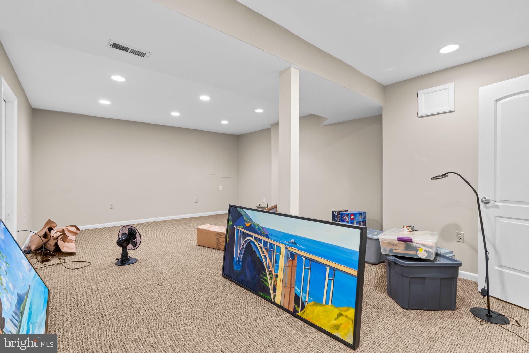 646 OWL COURT