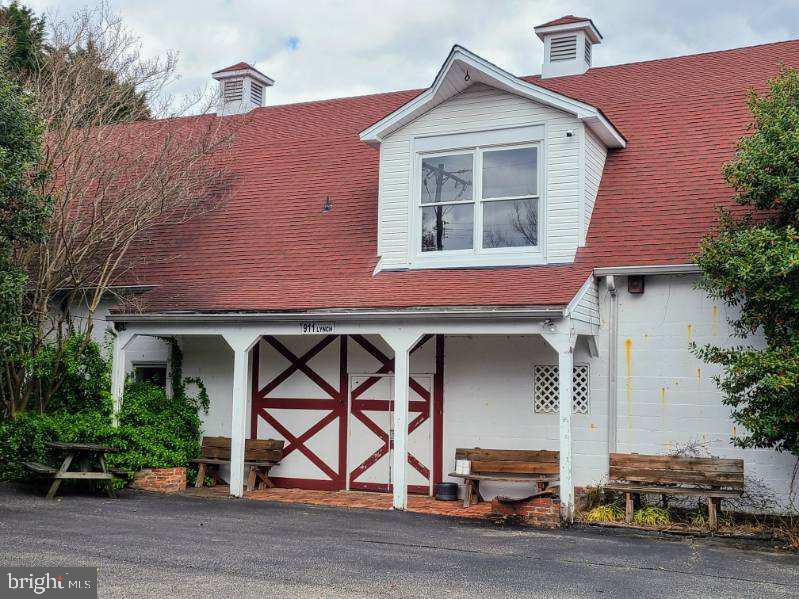 646 OWL COURT
