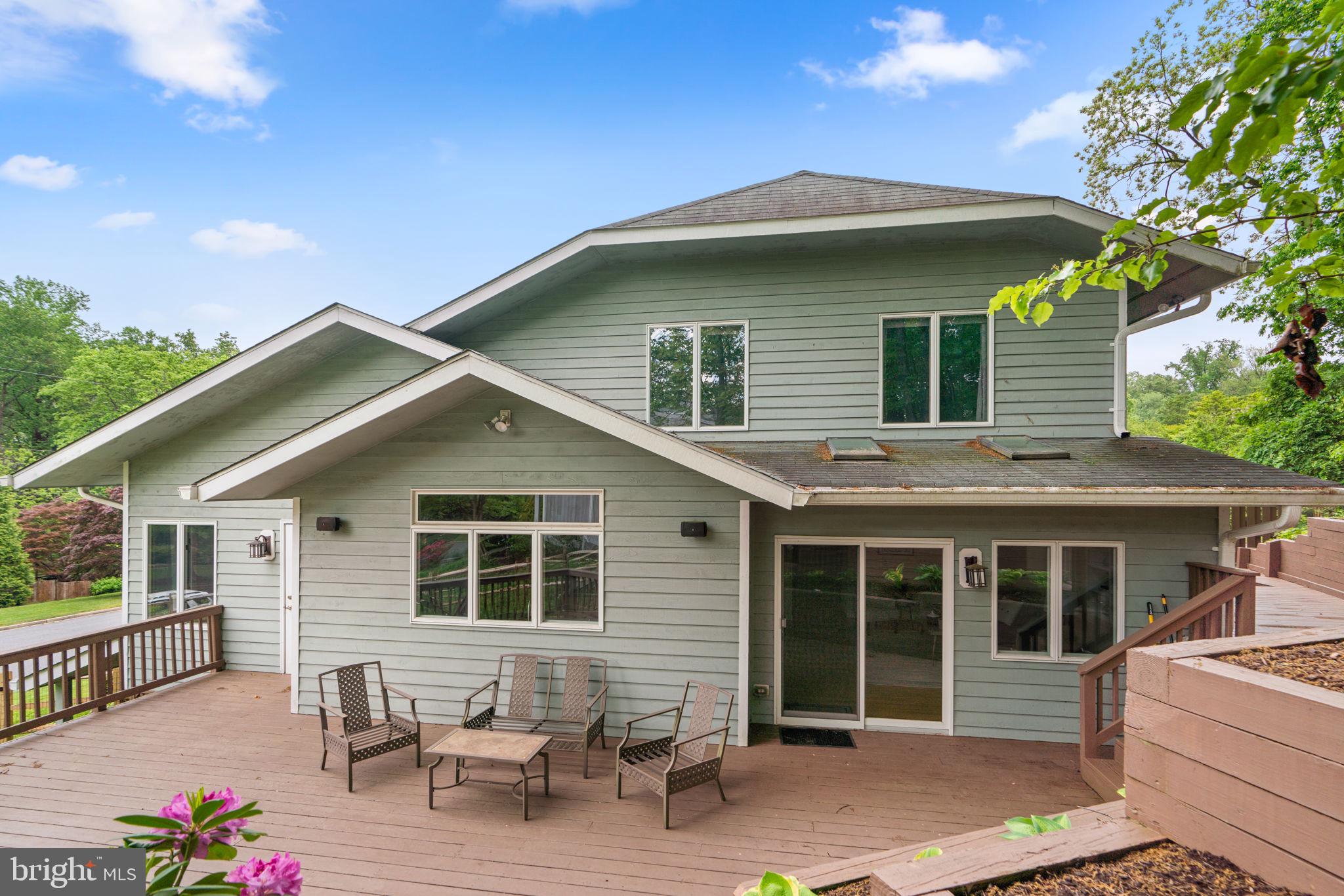 646 OWL COURT