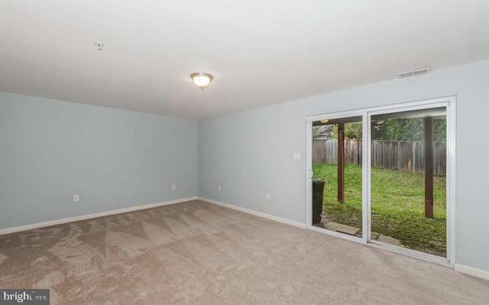 218 MULBERRY RIDGE COURT