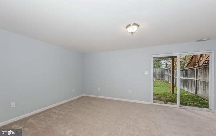 218 MULBERRY RIDGE COURT
