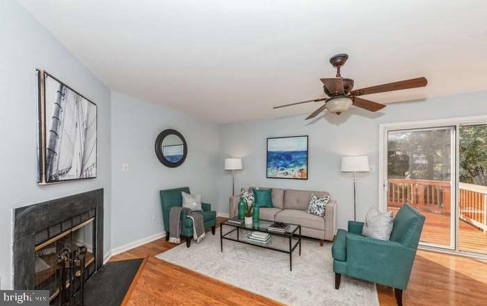 218 MULBERRY RIDGE COURT