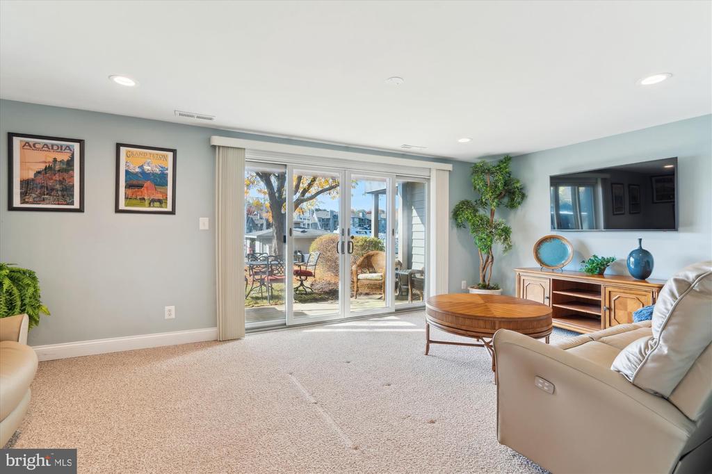 2180 CHESAPEAKE HARBOUR DRIVE