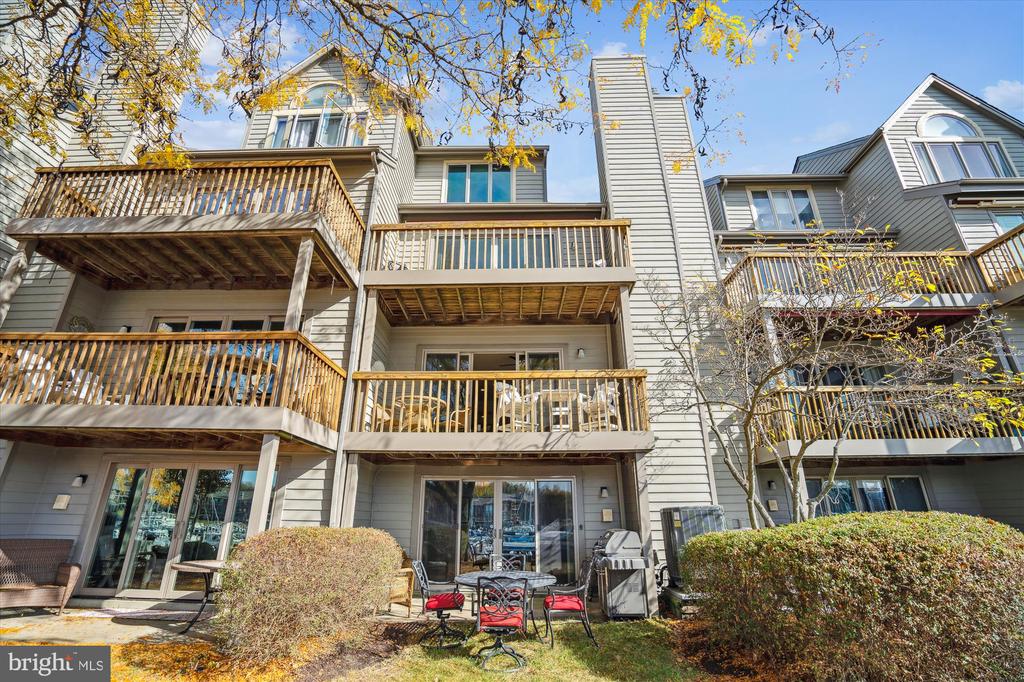 2180 CHESAPEAKE HARBOUR DRIVE