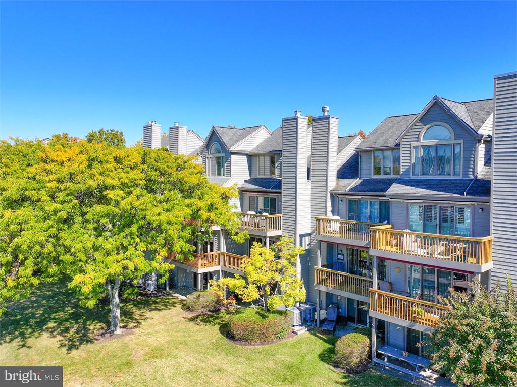 2180 CHESAPEAKE HARBOUR DRIVE