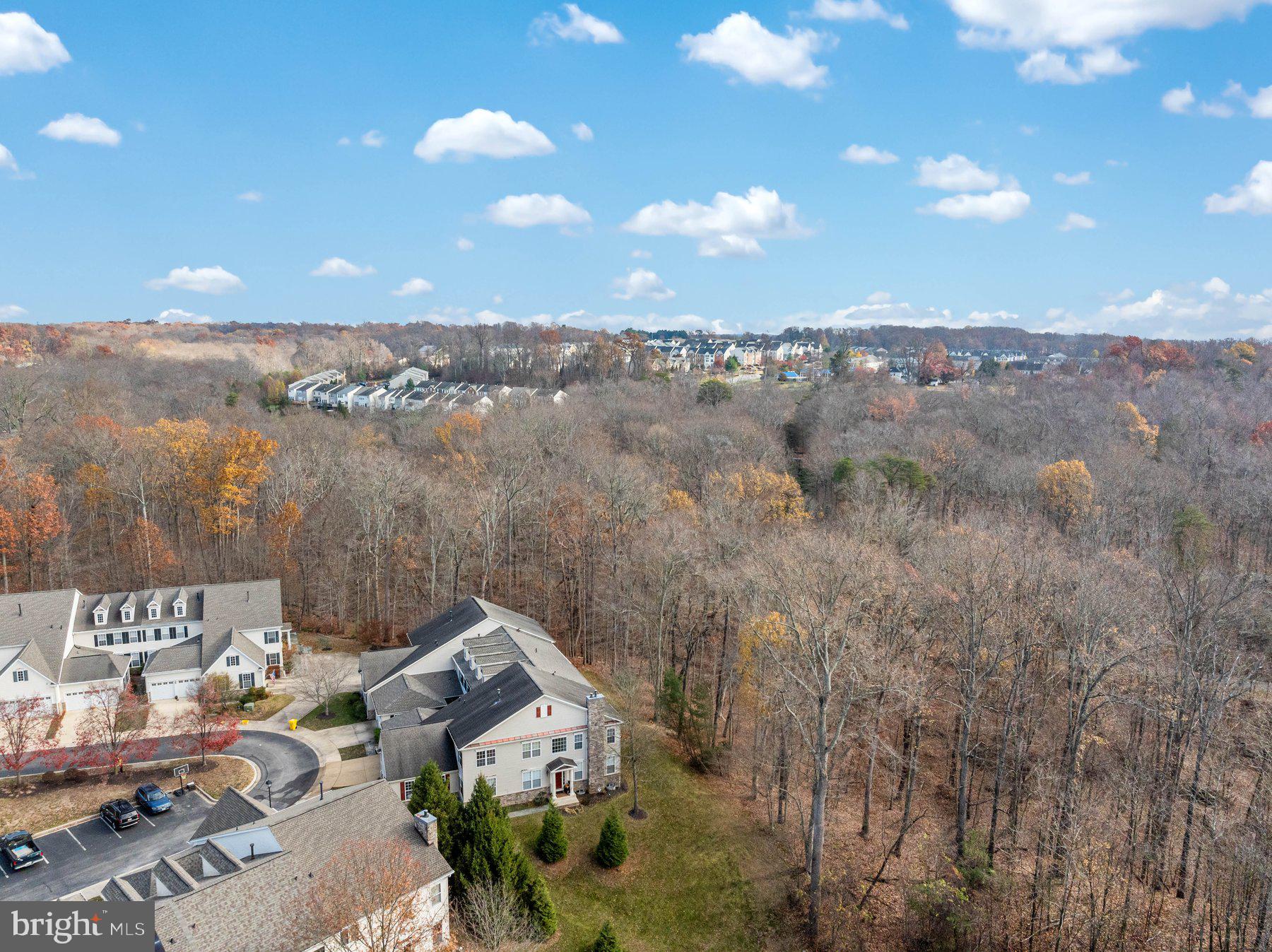 857 THICKET COURT