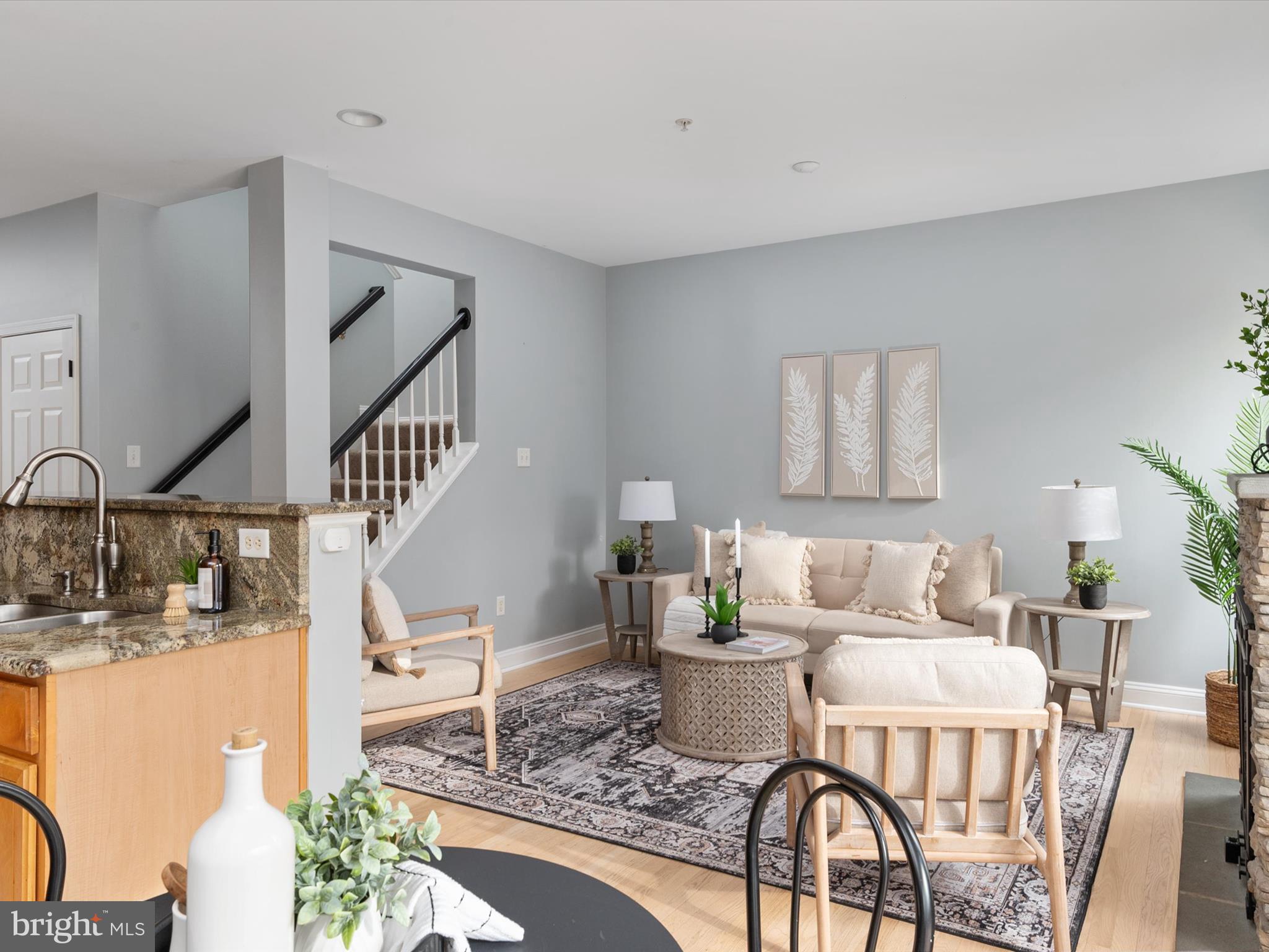 857 THICKET COURT