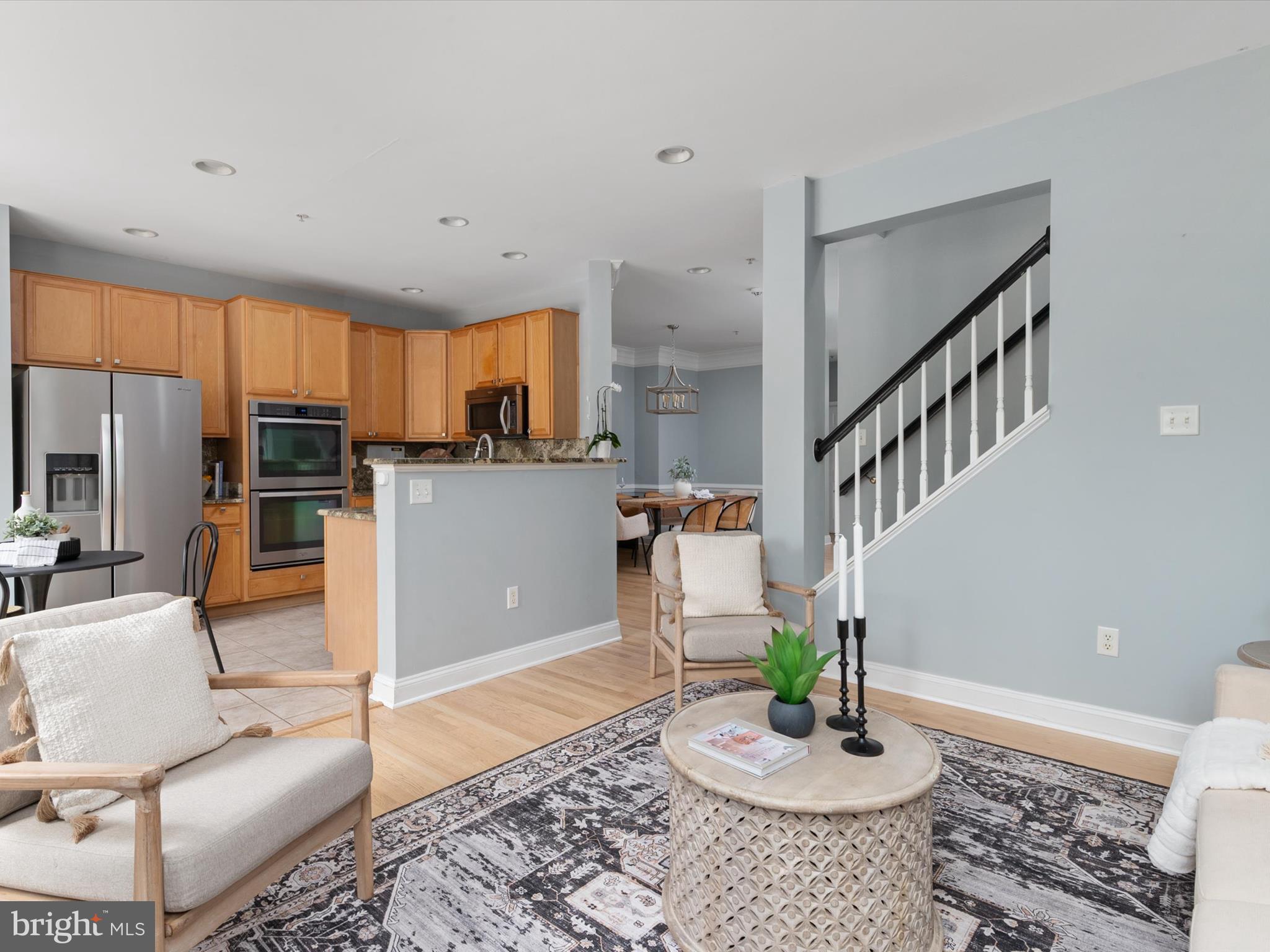 857 THICKET COURT