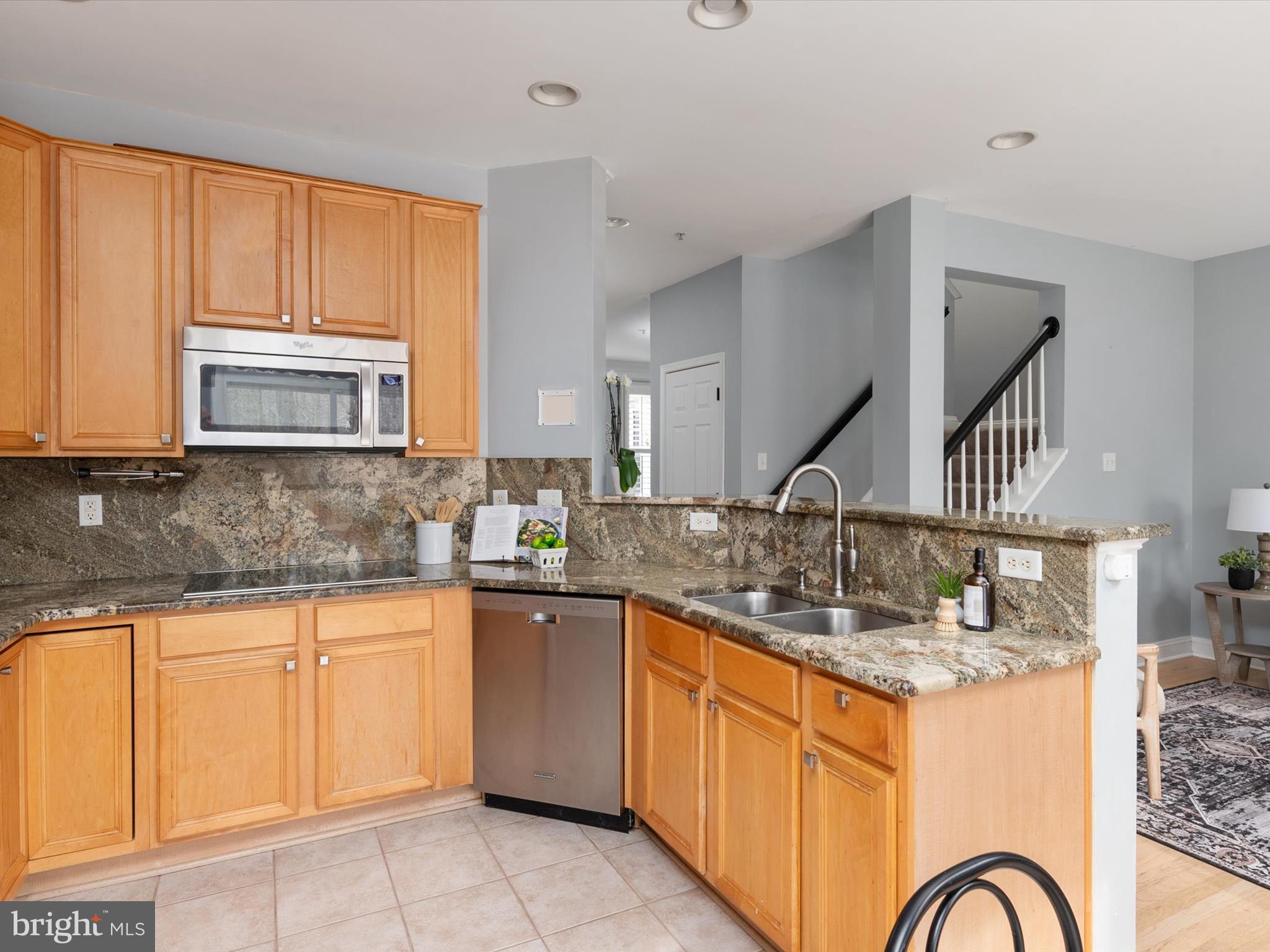 857 THICKET COURT