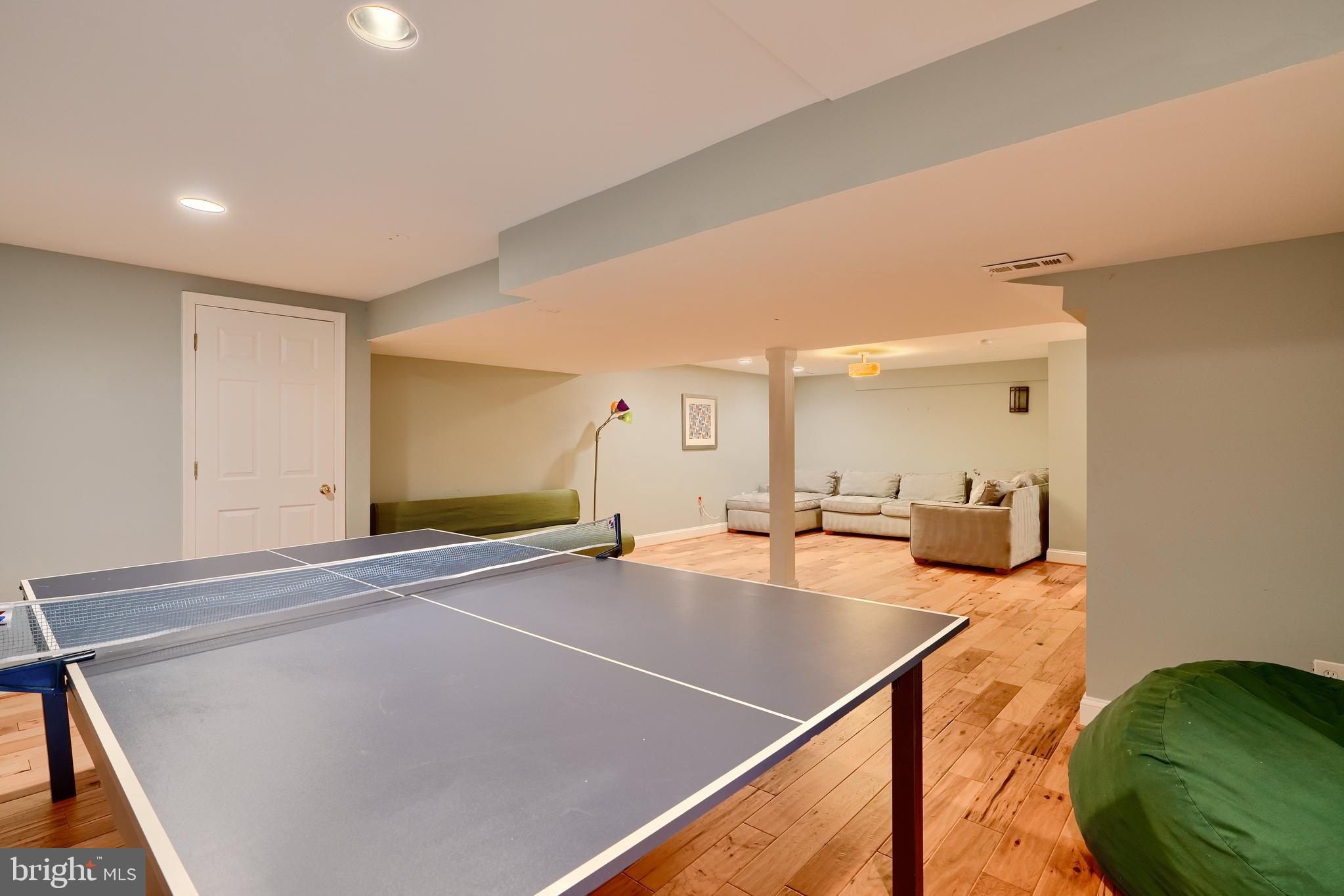238 OAK COURT