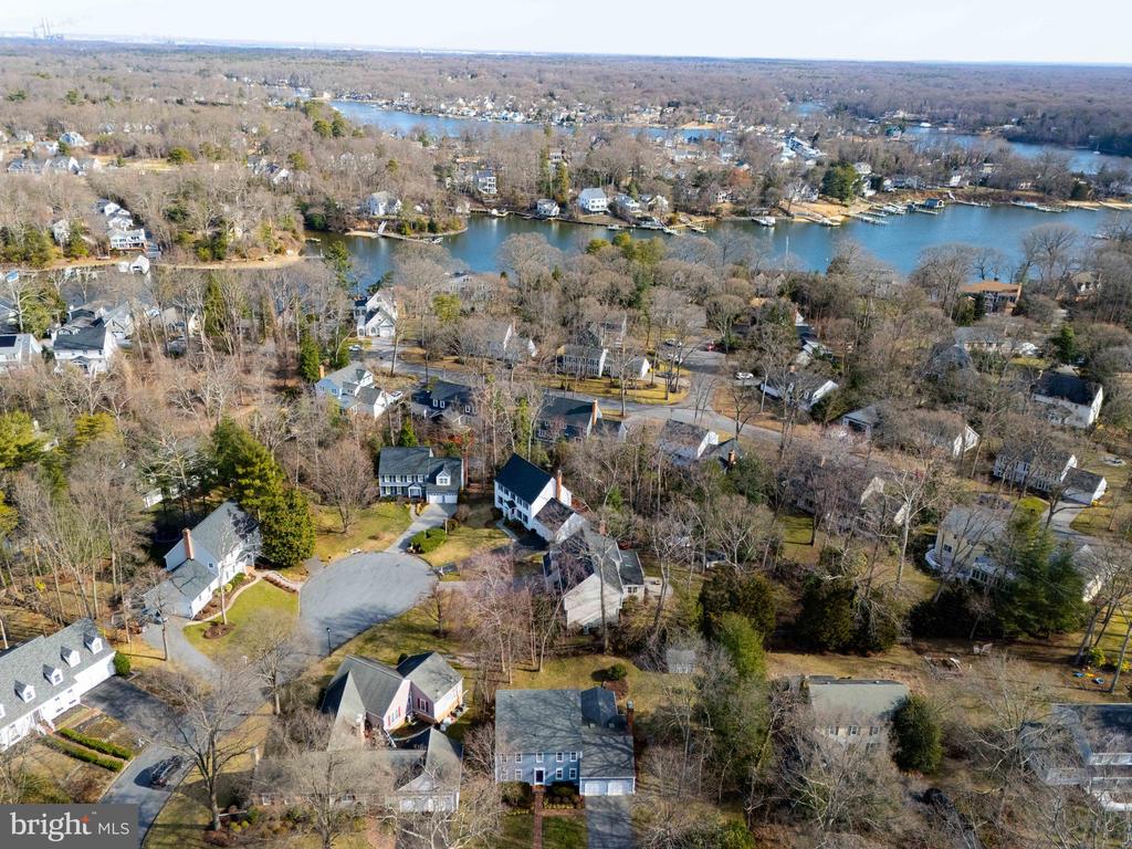 238 OAK COURT