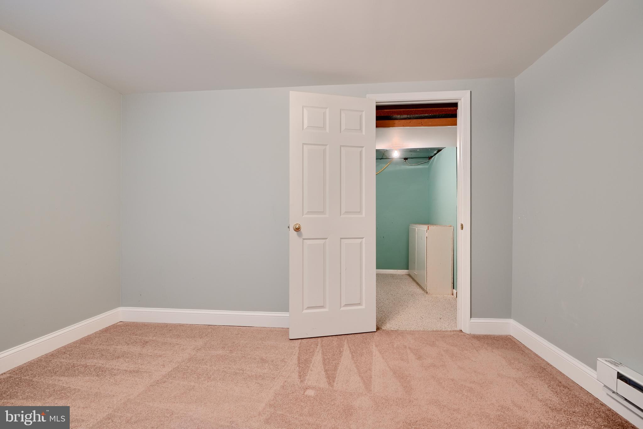 238 OAK COURT