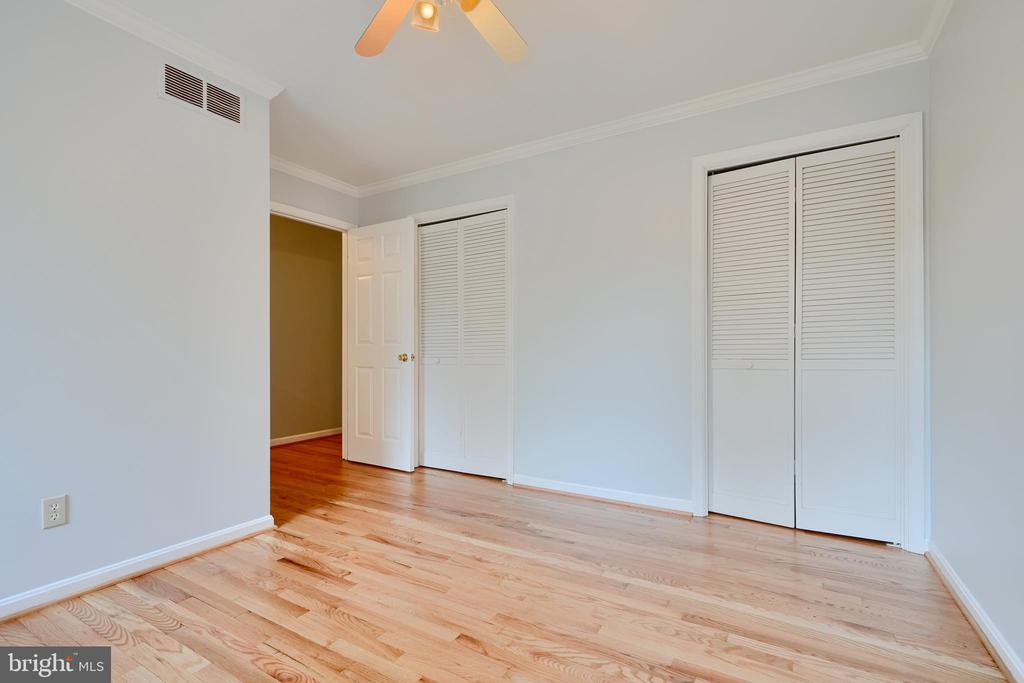 238 OAK COURT