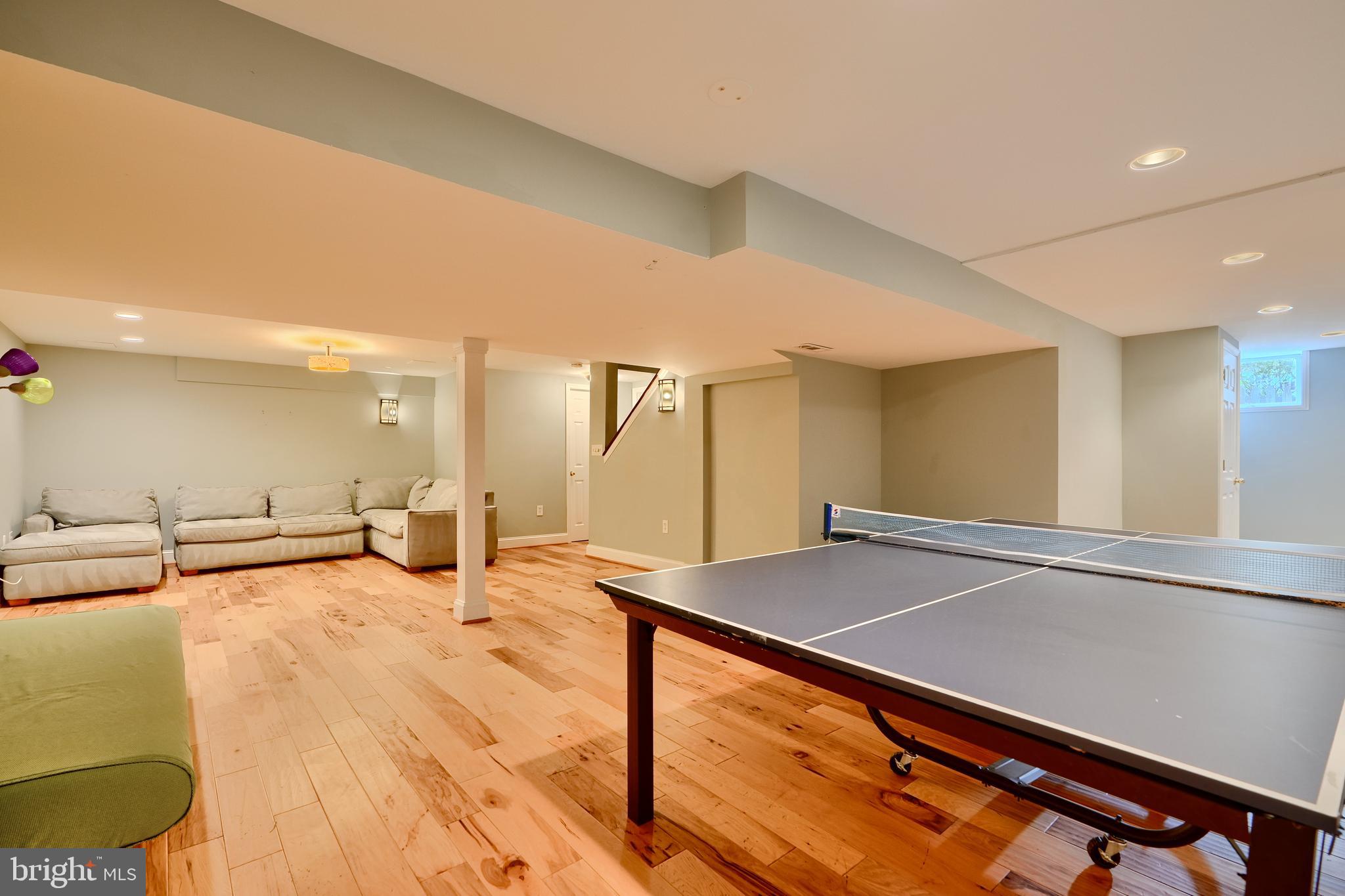 238 OAK COURT