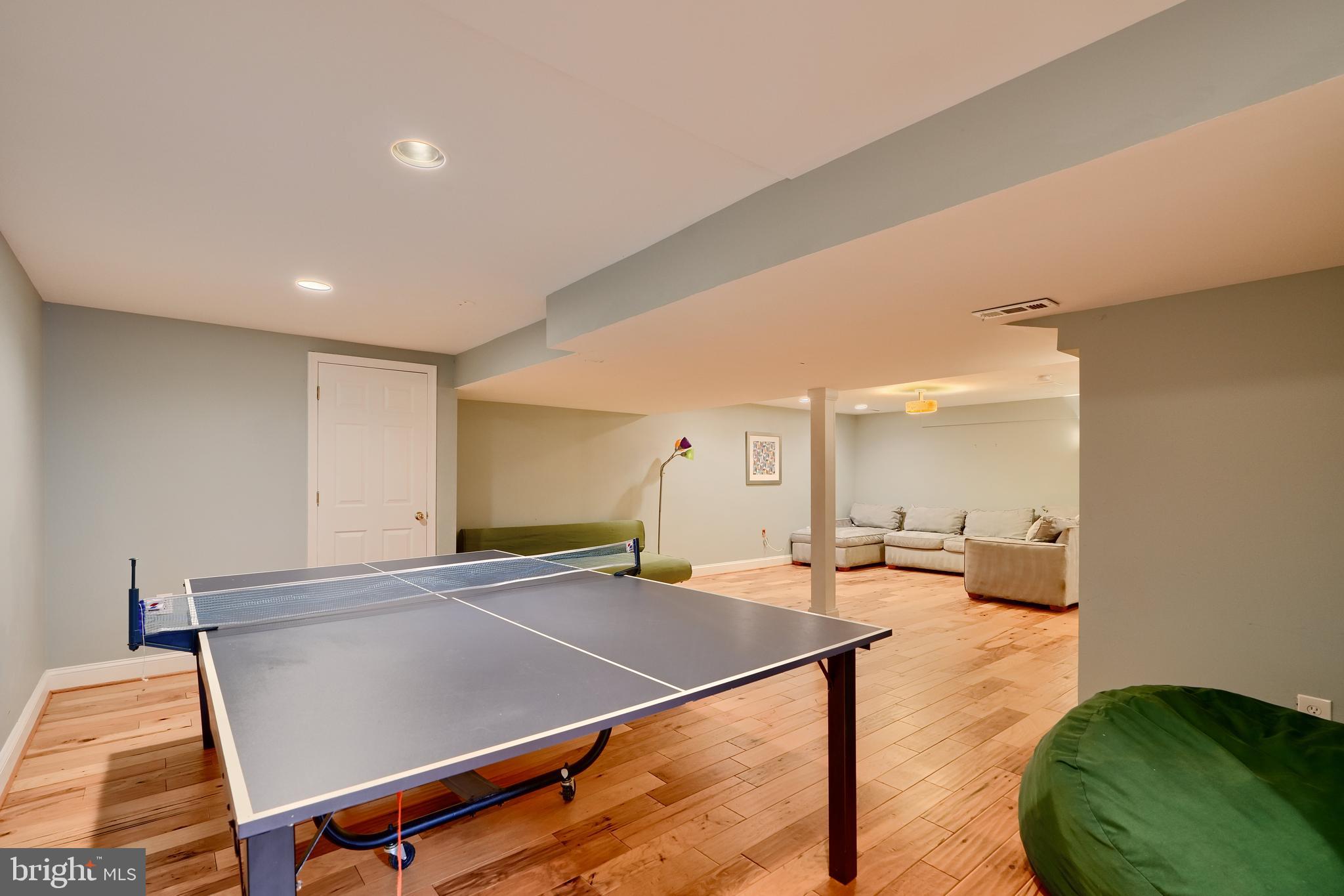 238 OAK COURT