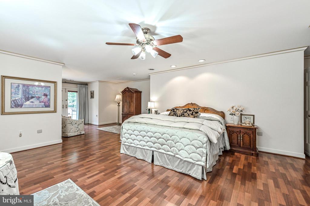 2030 HUNTWOOD DRIVE