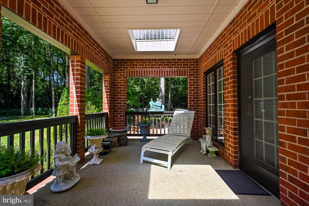 2030 HUNTWOOD DRIVE