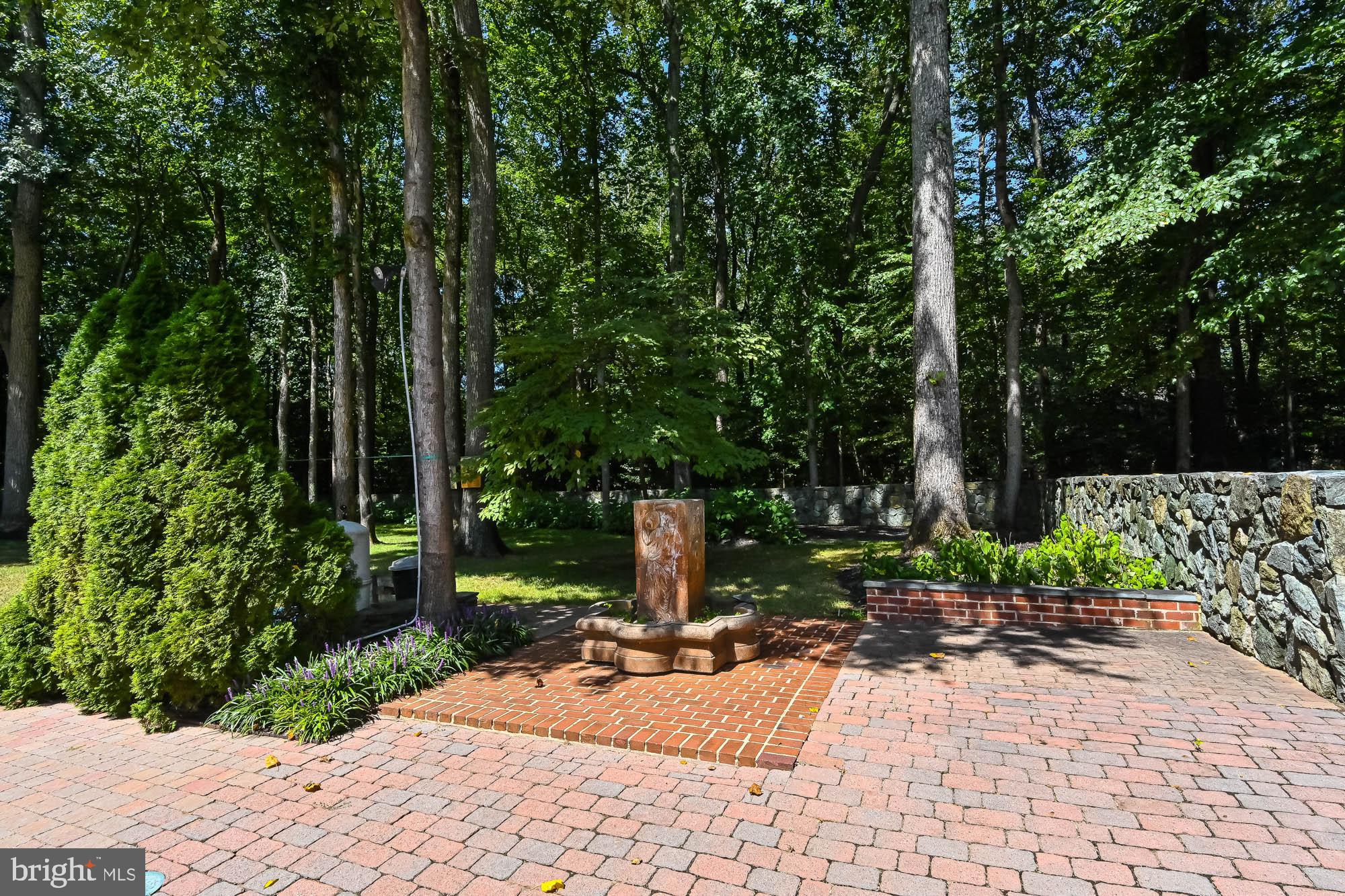 2030 HUNTWOOD DRIVE