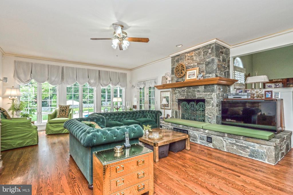 2030 HUNTWOOD DRIVE