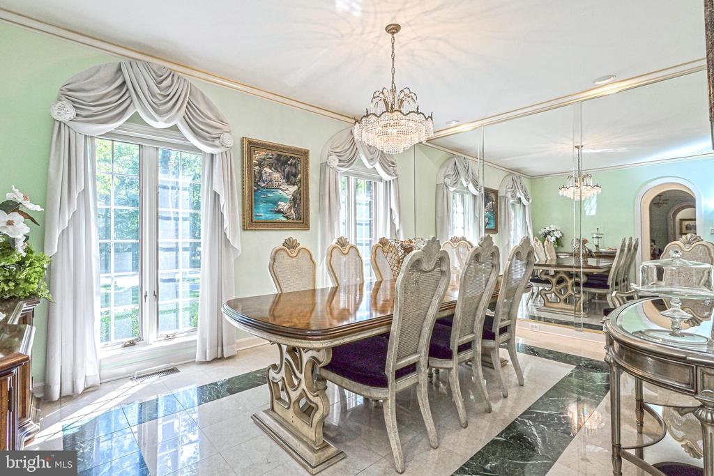 2030 HUNTWOOD DRIVE