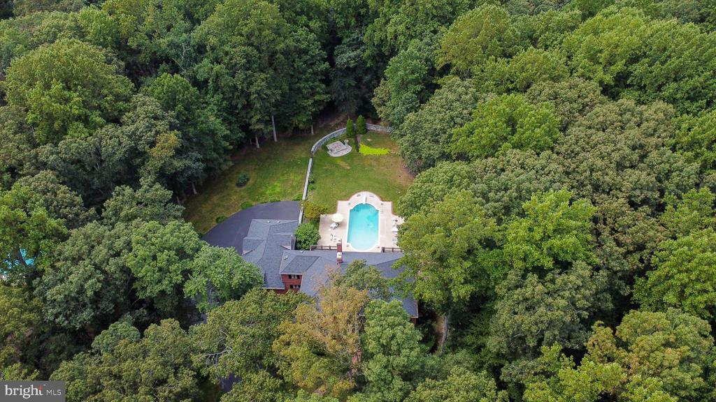 2030 HUNTWOOD DRIVE