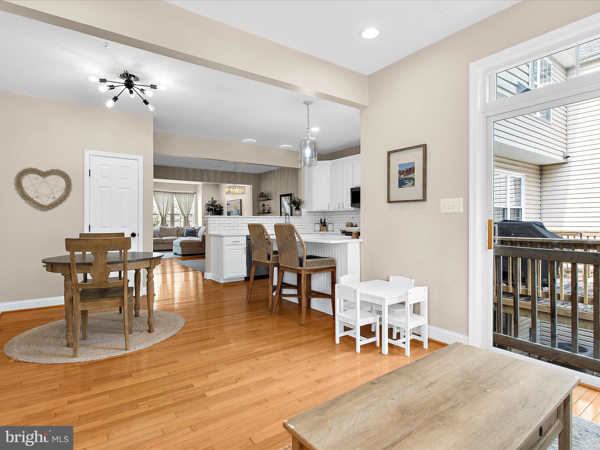 882 STONEHURST COURT