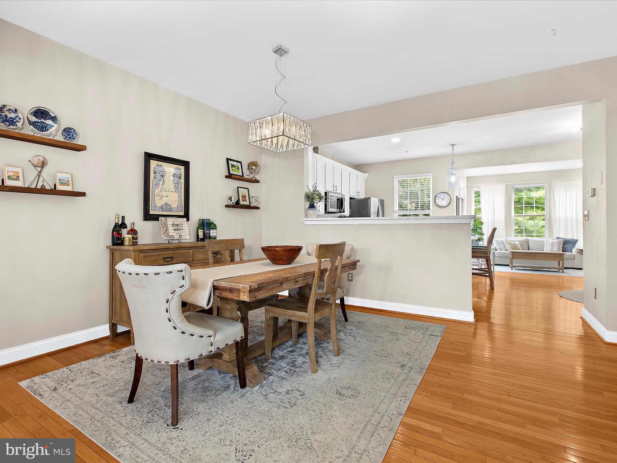 882 STONEHURST COURT