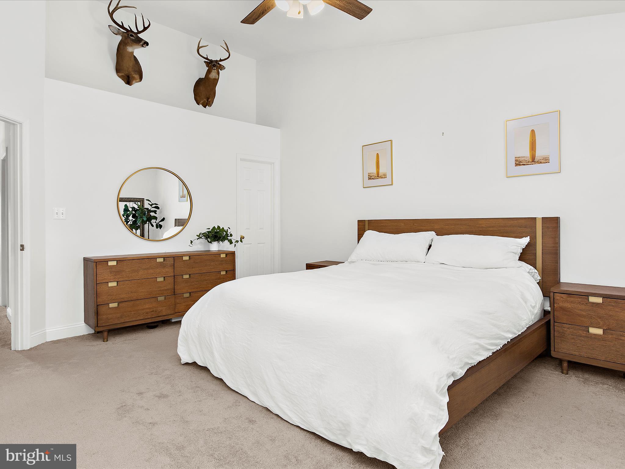 882 STONEHURST COURT