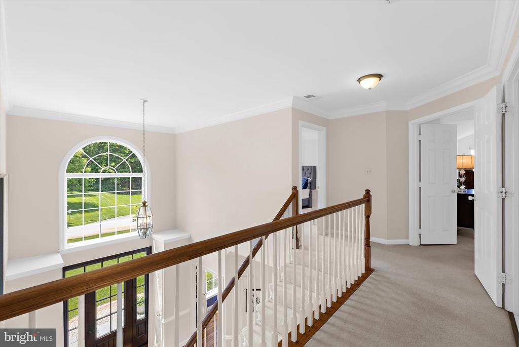 204 MAPLE CREEK LANE