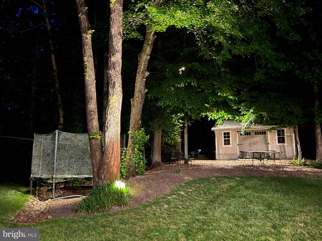 204 MAPLE CREEK LANE