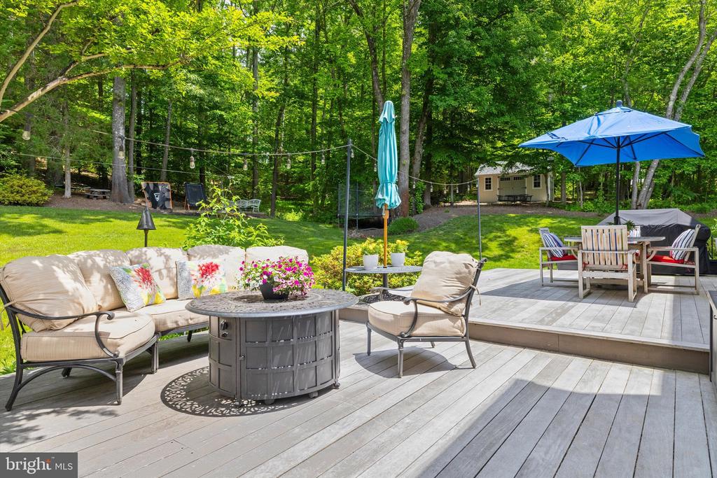 204 MAPLE CREEK LANE