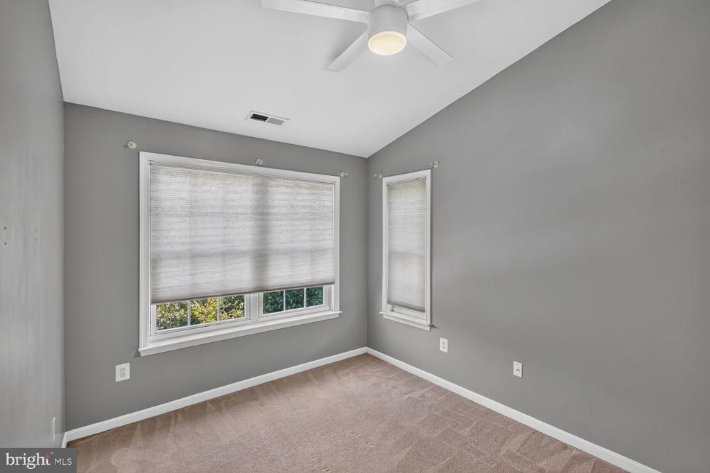 2476 CHEYENNE DRIVE