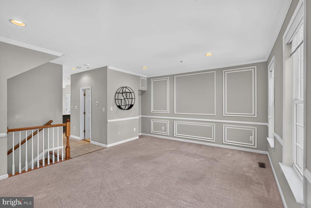 2476 CHEYENNE DRIVE