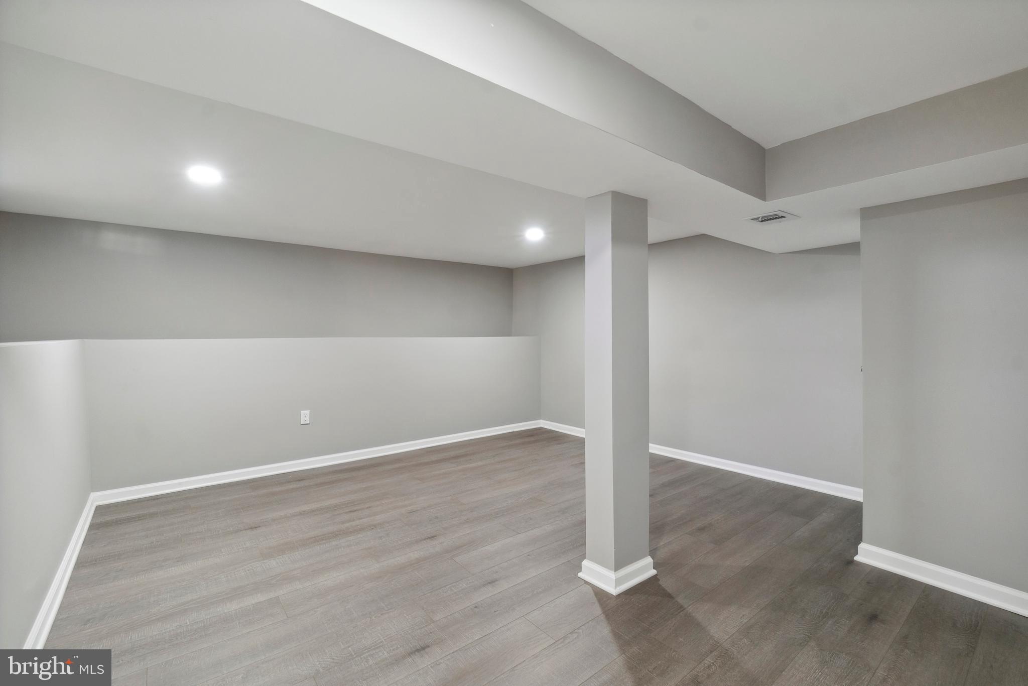 1727 BROOKVIEW ROAD