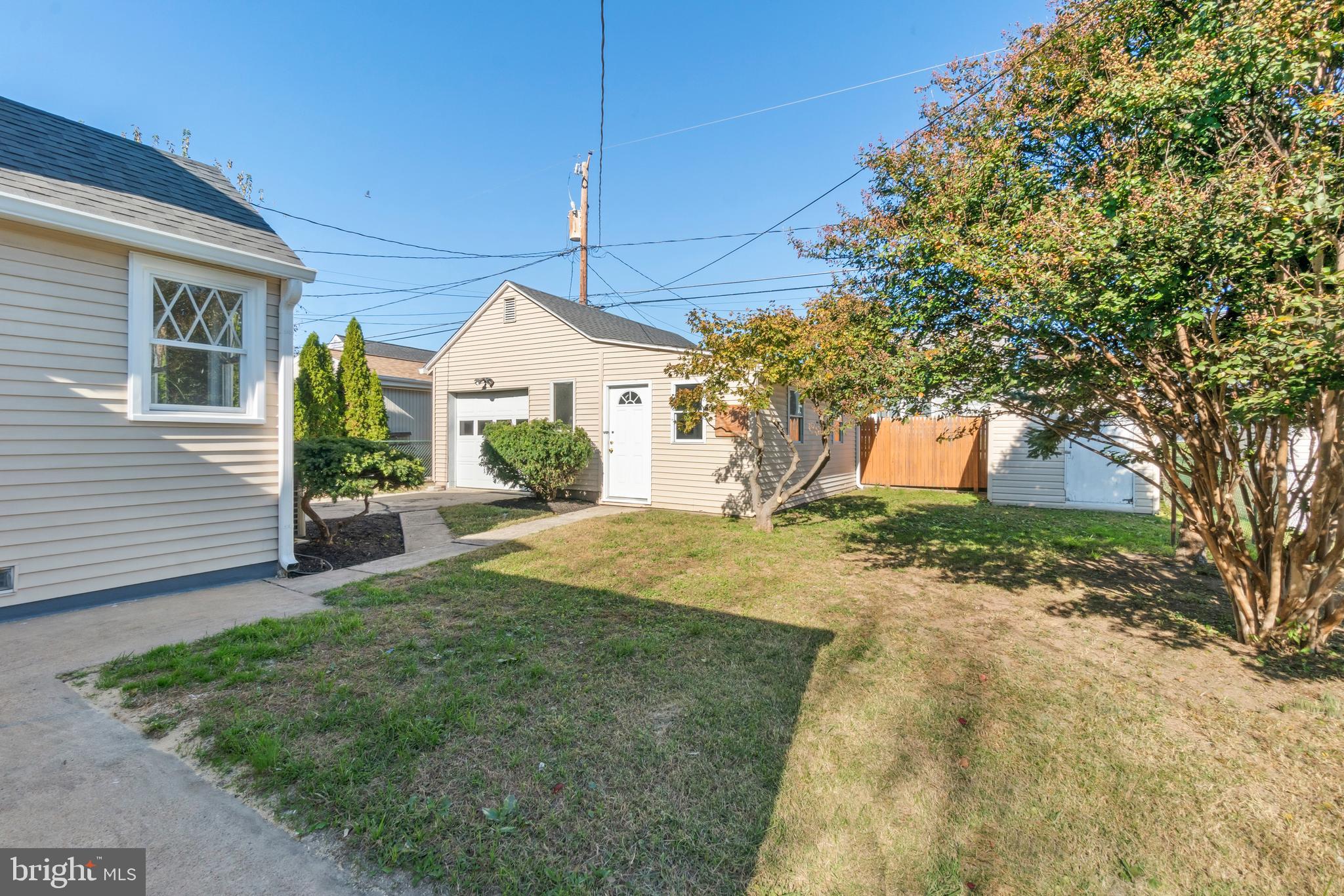 1727 BROOKVIEW ROAD