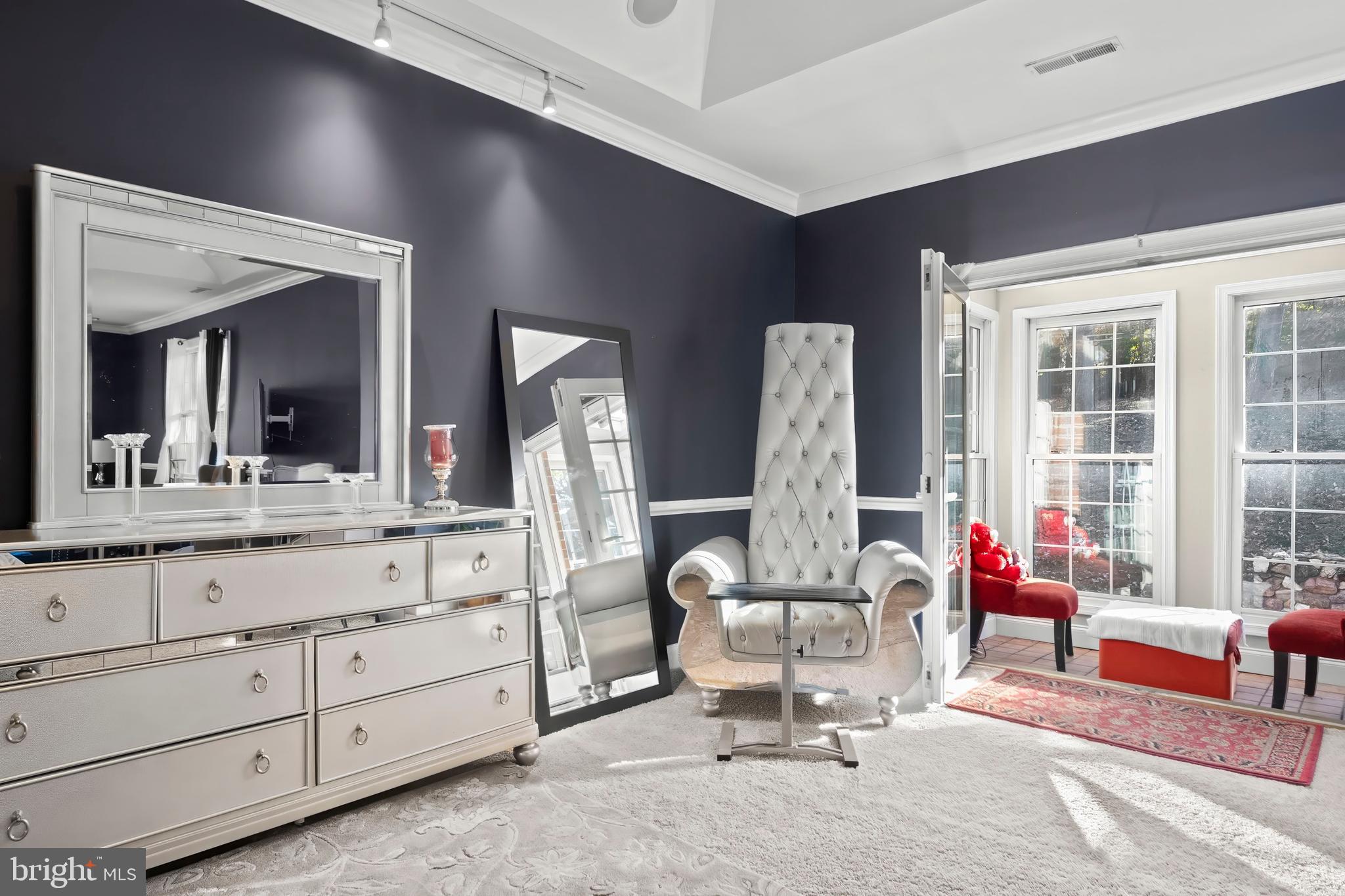 101 SAINT THOMAS LANE