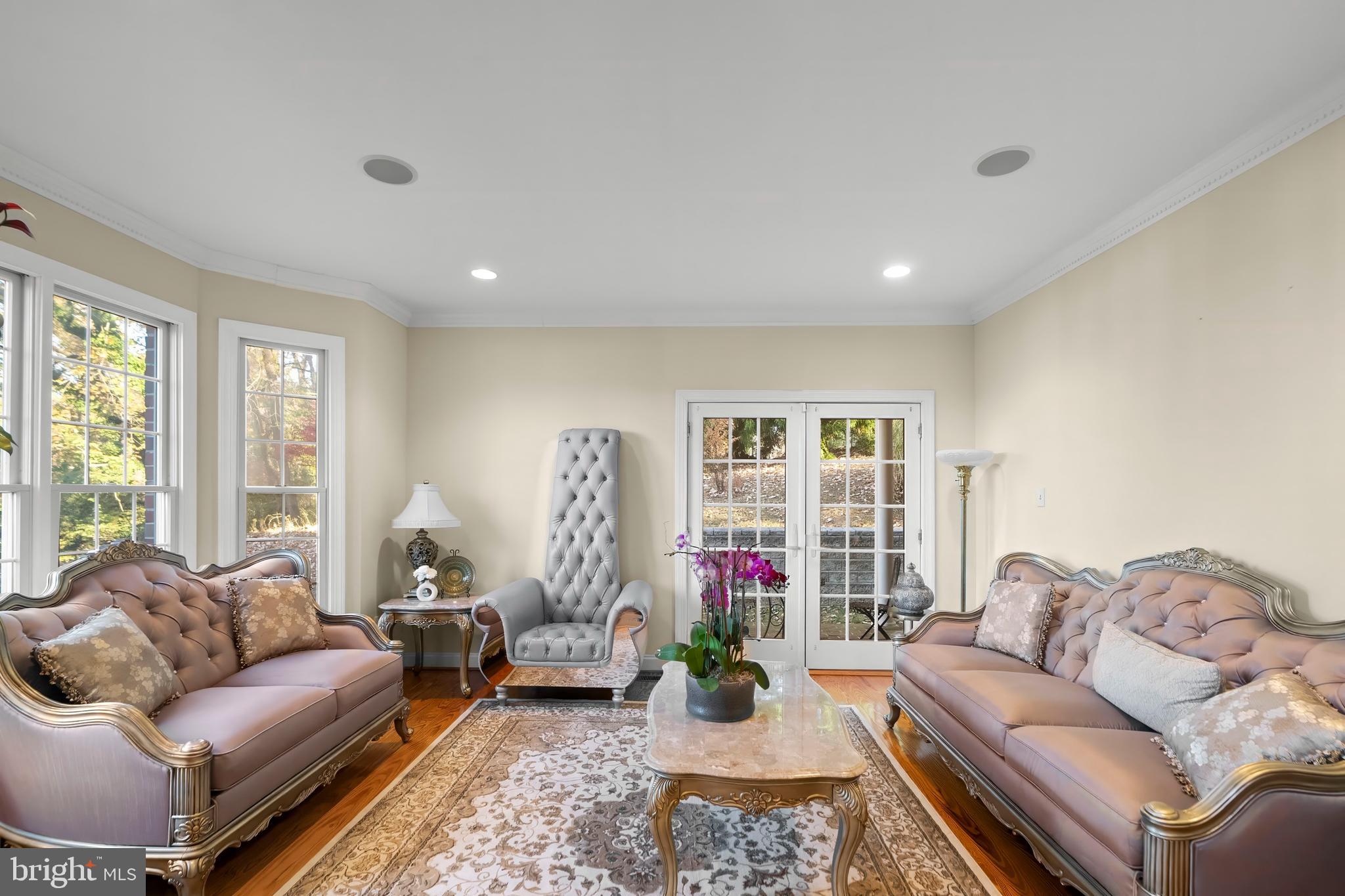 101 SAINT THOMAS LANE