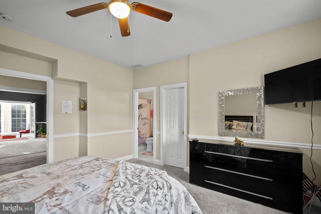 101 SAINT THOMAS LANE
