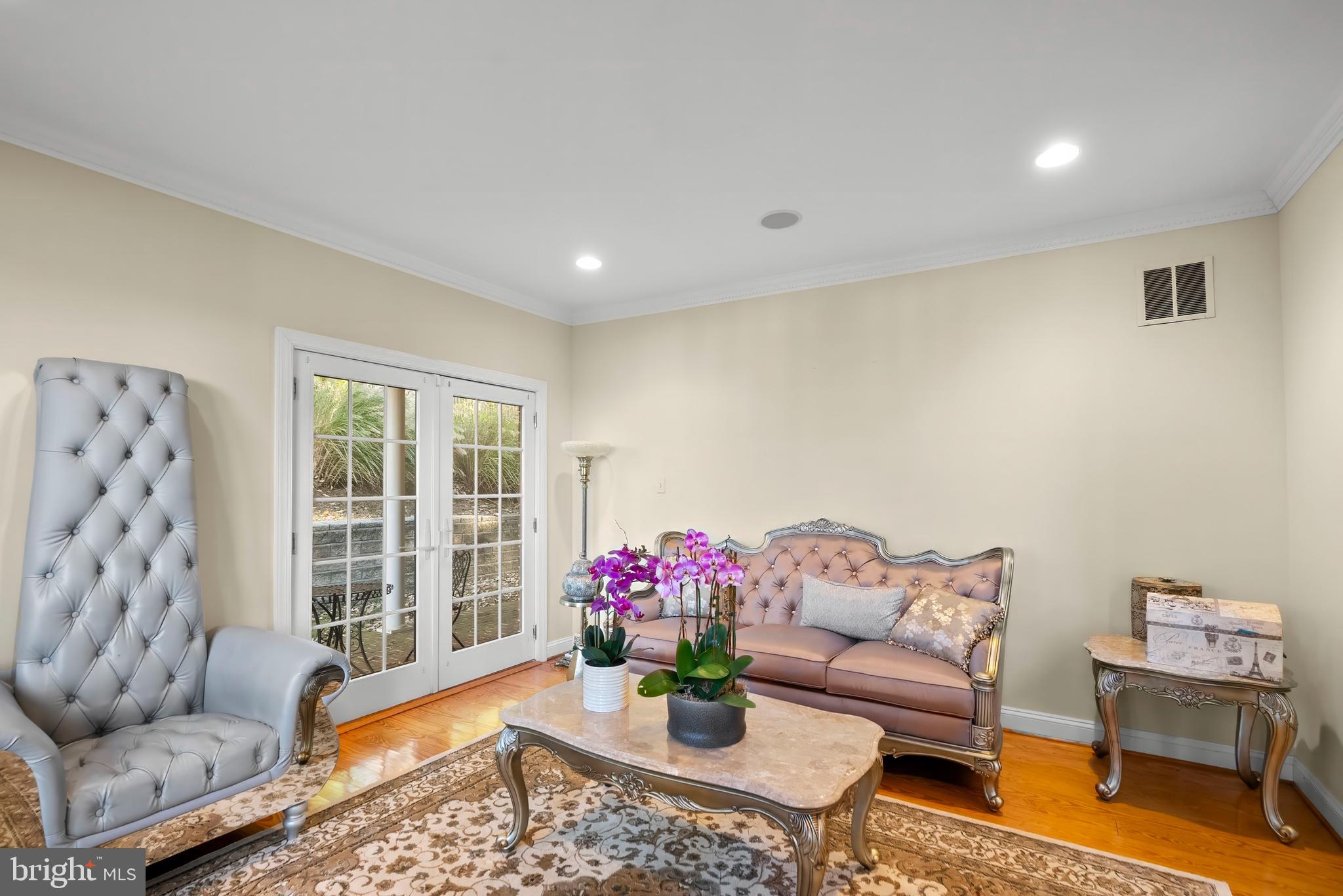 101 SAINT THOMAS LANE